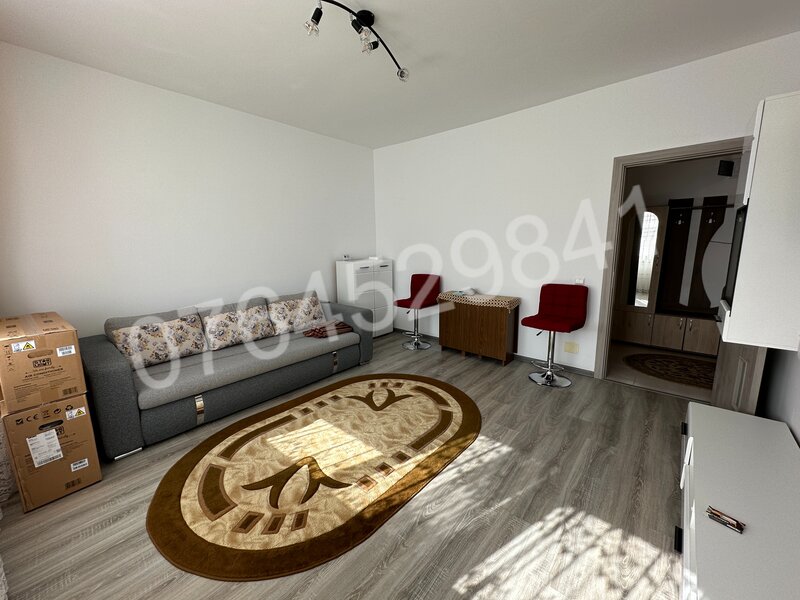 Green Belsugului, Militari langa Lidl,