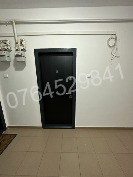 Green Belsugului, Militari langa Lidl,